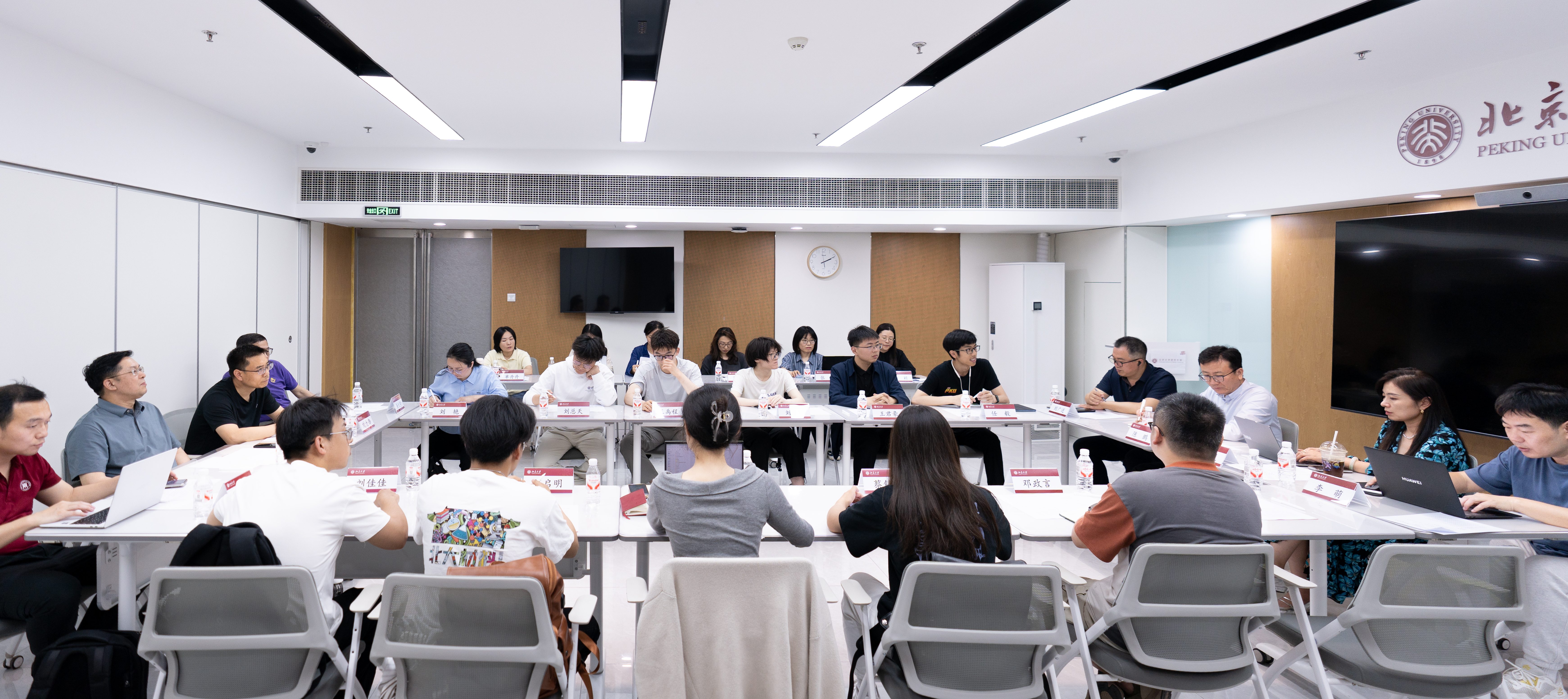 新闻稿照片.jpg 新闻稿照片.jpg
